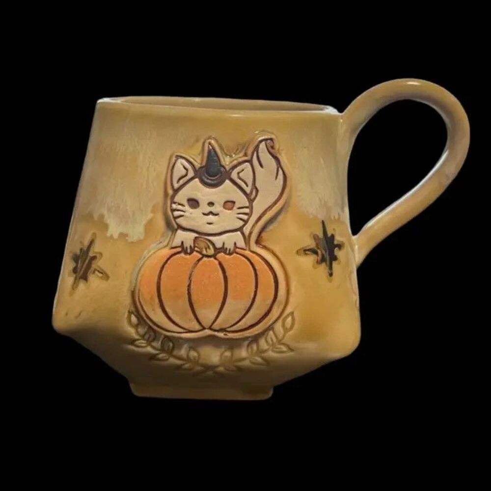 Viola Leder Handmade Pottery Mug Cat Pumpkin Halloween Kitty Kawaii Witch Fall
